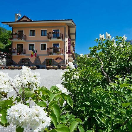 Albergo Valentino Bionaz 外观 照片