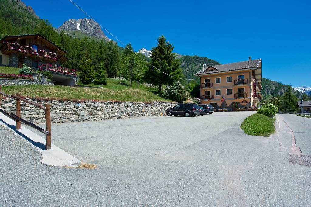 Albergo Valentino Bionaz 外观 照片
